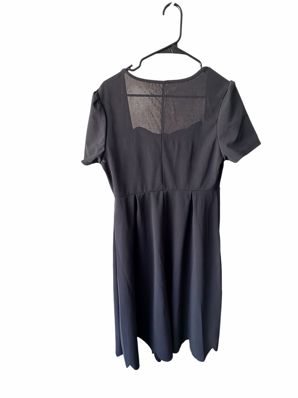 Black Fit & Flare Midi Dress Scalloped Sweetheart Neck Pleated Party Dress